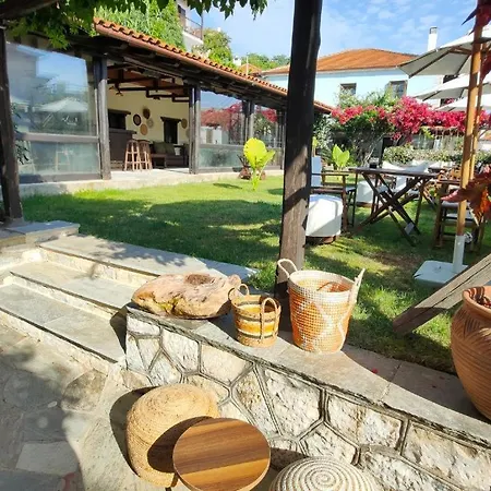 Отель Galini Agios Ioannis Pelion 2*